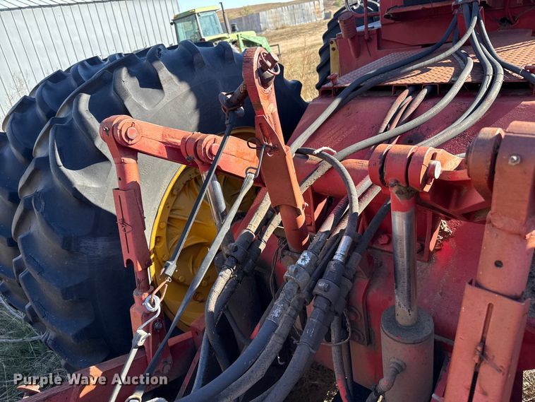 image for item EP0837 Versatile 850 4WD tractor