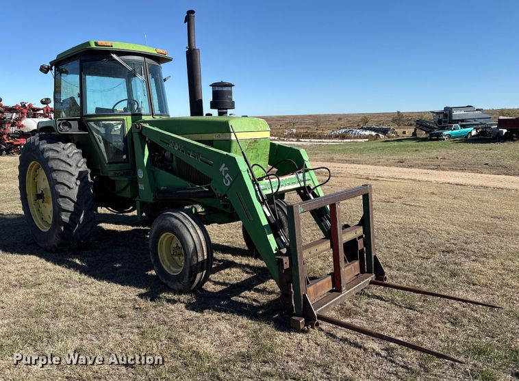 image for item EP0838 1974 John Deere 4430 tractor
