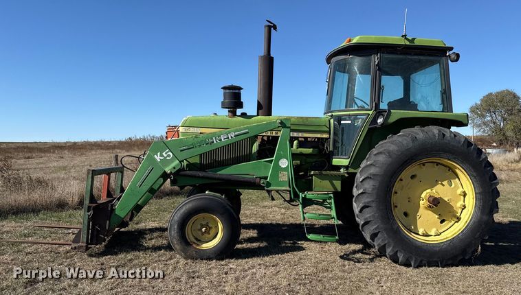 image for item EP0838 1974 John Deere 4430 tractor