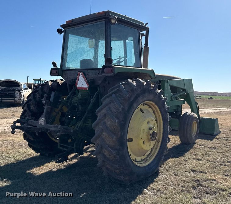 image for item EP0839 1979 John Deere 4640 tractor