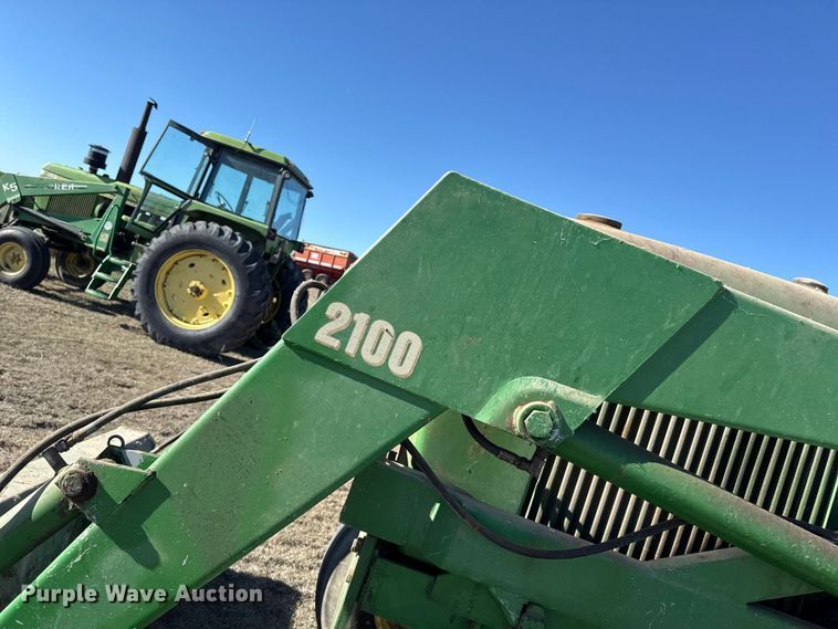 image for item EP0839 1979 John Deere 4640 tractor