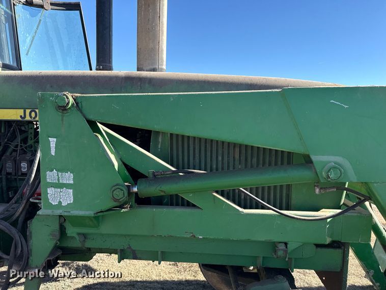 image for item EP0839 1979 John Deere 4640 tractor