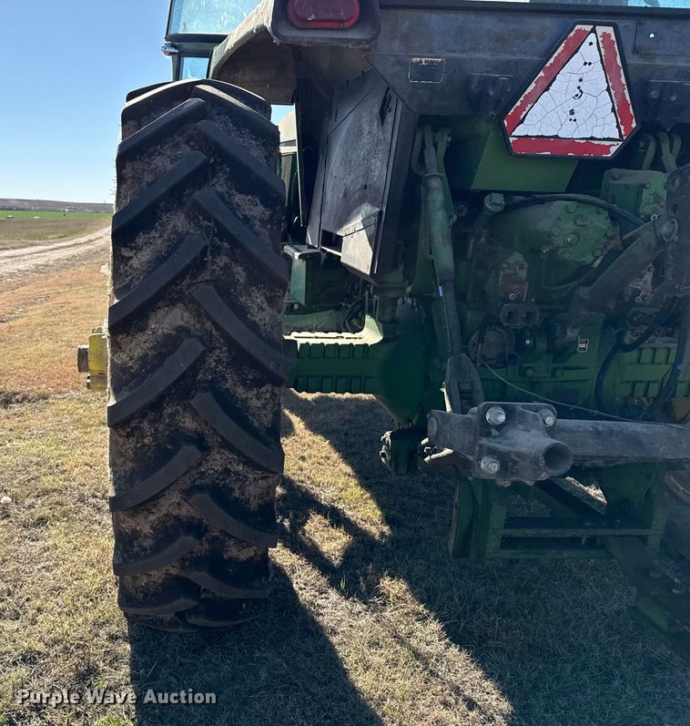 image for item EP0839 1979 John Deere 4640 tractor