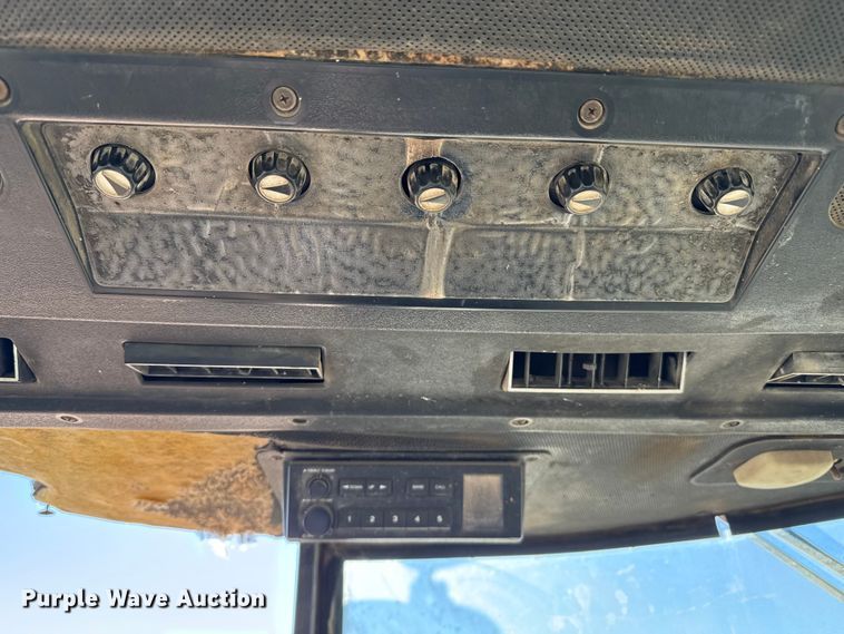 image for item EP0839 1979 John Deere 4640 tractor