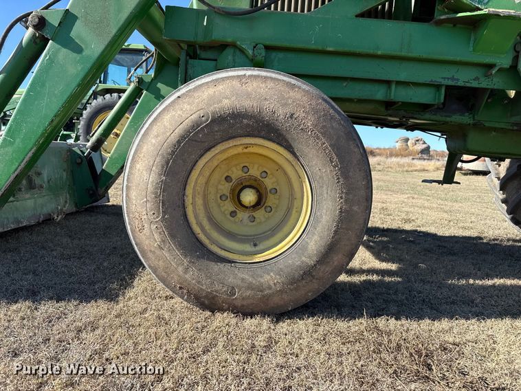 image for item EP0839 1979 John Deere 4640 tractor