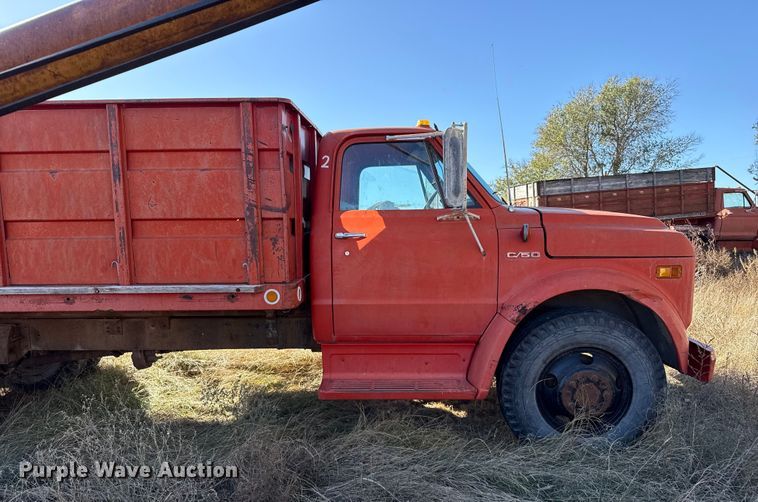 image for item EP0840 1969 Chevrolet C50 grain truck