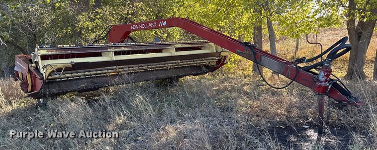 image for item EP0842 Sperry New Holland 114 swather / windrower