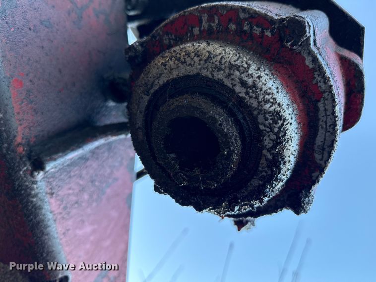 image for item EP0842 Sperry New Holland 114 swather / windrower