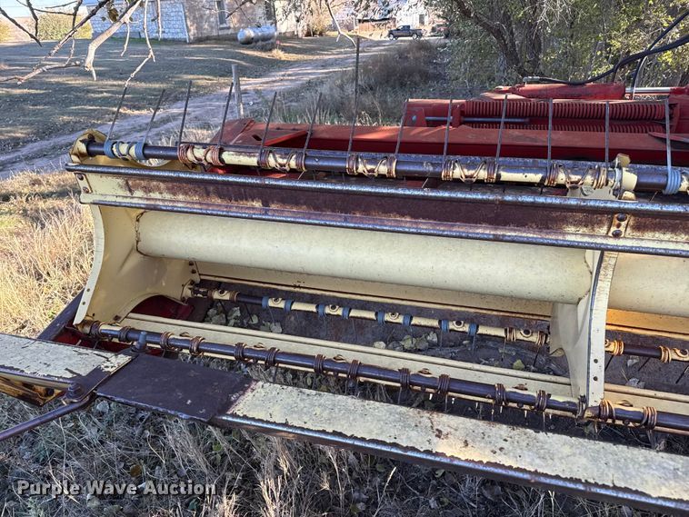 image for item EP0842 Sperry New Holland 114 swather / windrower