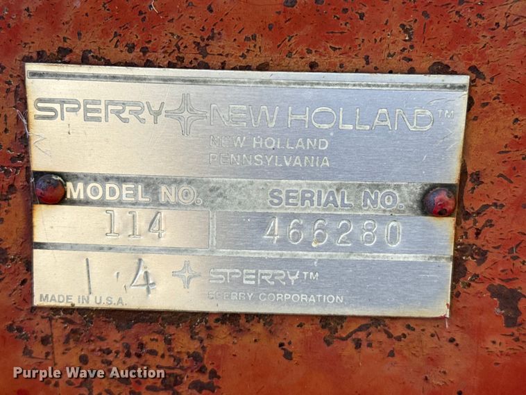 image for item EP0842 Sperry New Holland 114 swather / windrower