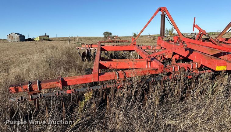 image for item EP0843 Hutchmaster 7610 tandem disk