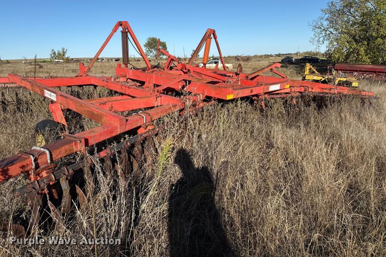 image for item EP0843 Hutchmaster 7610 tandem disk