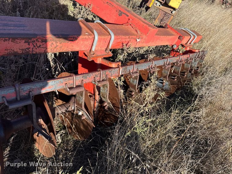 image for item EP0843 Hutchmaster 7610 tandem disk