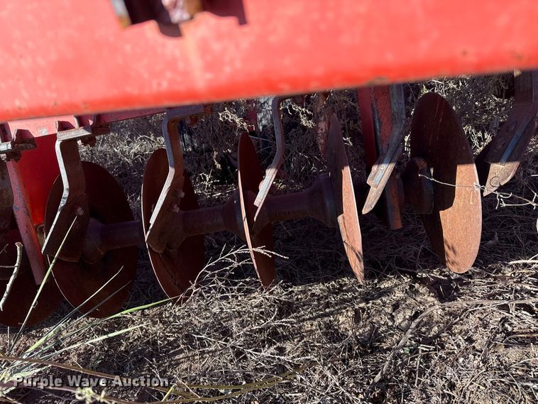 image for item EP0843 Hutchmaster 7610 tandem disk