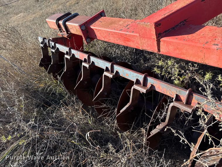 image for item EP0843 Hutchmaster 7610 tandem disk