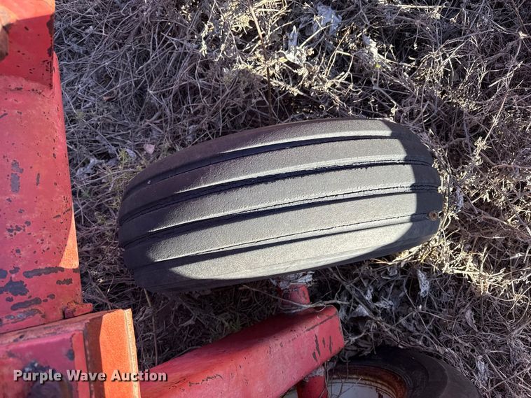 image for item EP0843 Hutchmaster 7610 tandem disk