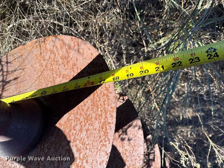 image for item EP0843 Hutchmaster 7610 tandem disk