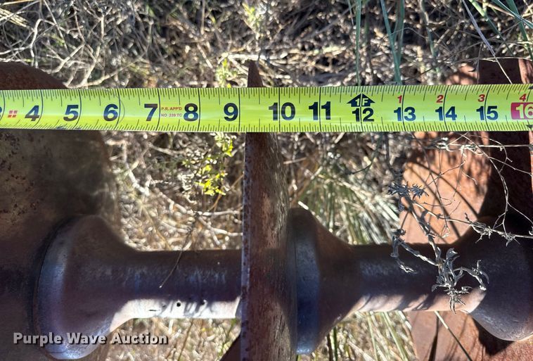 image for item EP0843 Hutchmaster 7610 tandem disk