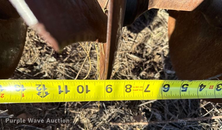 image for item EP0843 Hutchmaster 7610 tandem disk