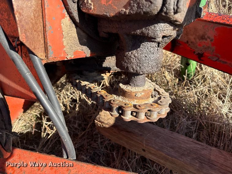 image for item EP0844 A&L 650T grain cart