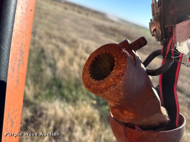 image for item EP0844 A&L 650T grain cart