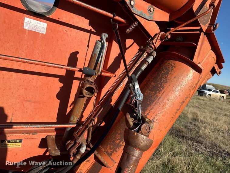 image for item EP0844 A&L 650T grain cart