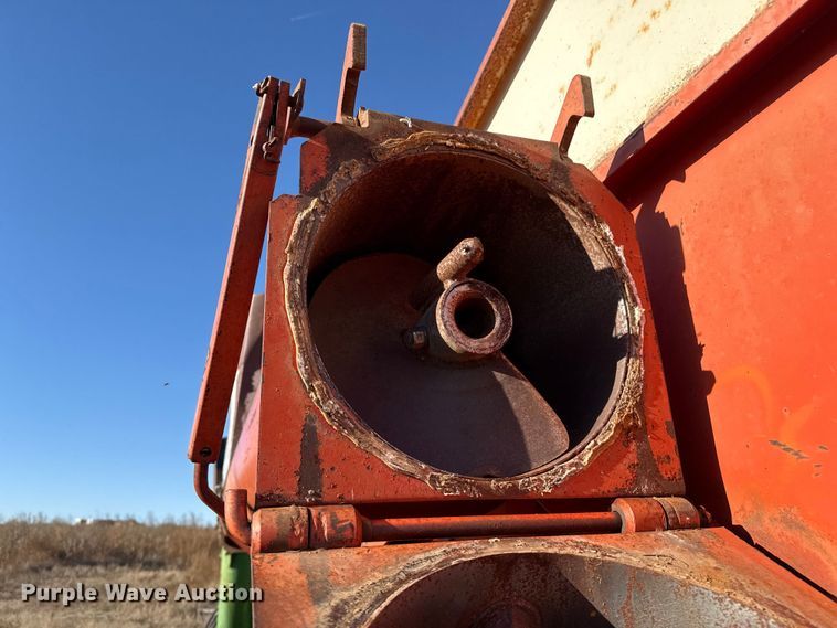 image for item EP0844 A&L 650T grain cart