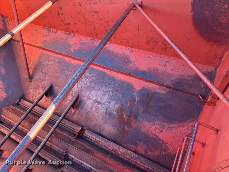 image for item EP0844 A&L 650T grain cart