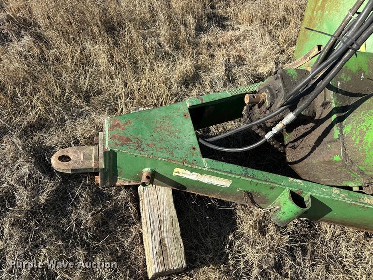 image for item EP0845 John Deere 650 grain cart