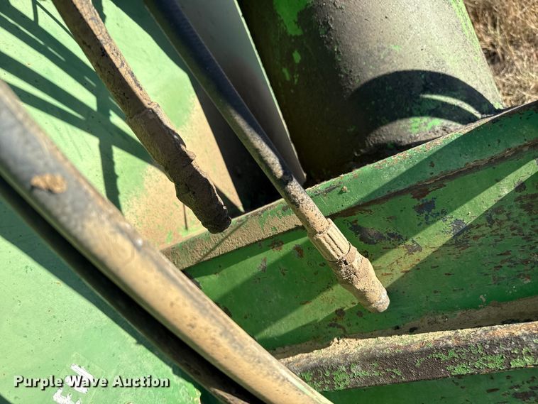 image for item EP0845 John Deere 650 grain cart