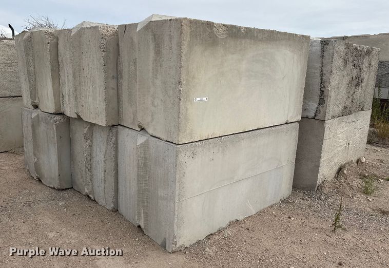 image for item EP0851 (6) concrete blocks