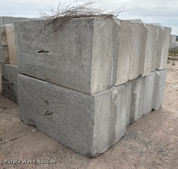 image for item EP0851 (6) concrete blocks