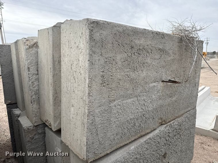 image for item EP0851 (6) concrete blocks