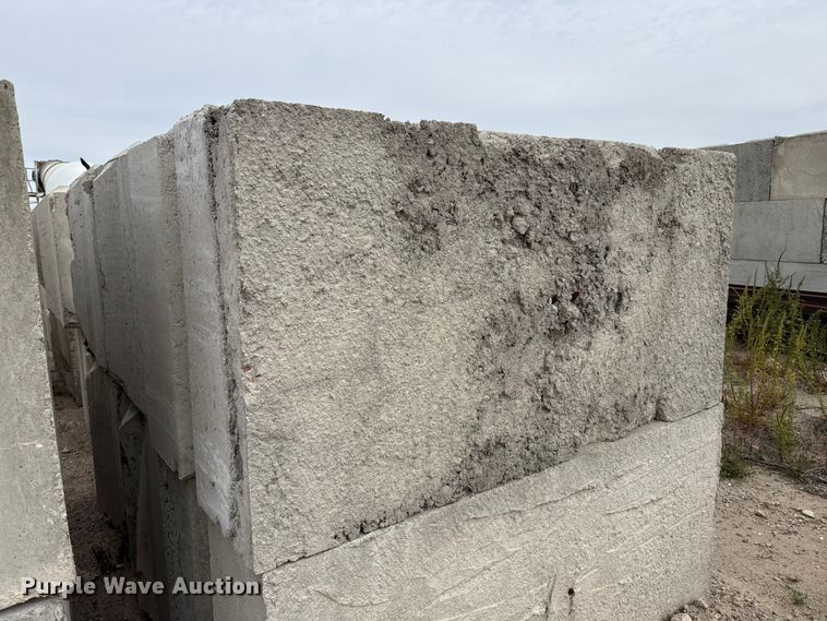 image for item EP0852 (6) concrete blocks