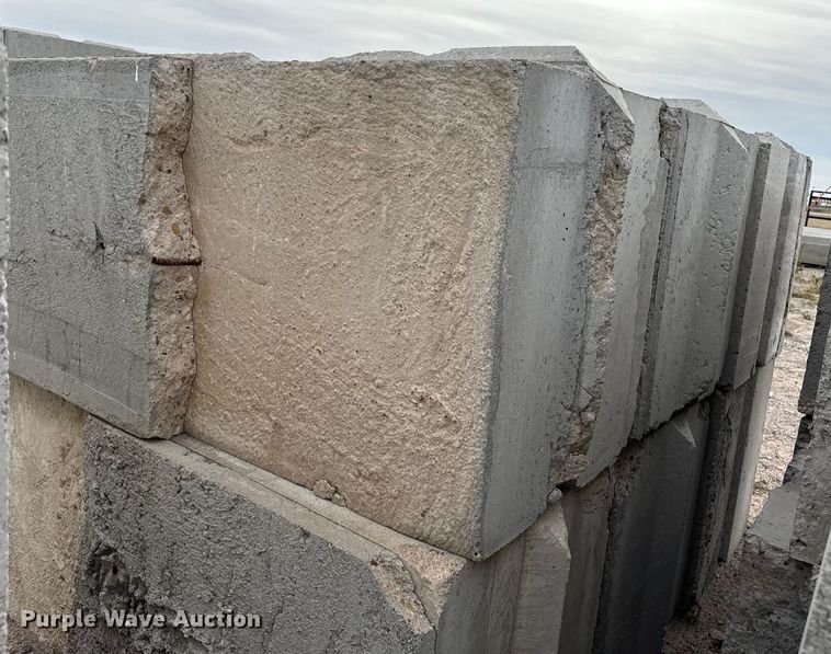 image for item EP0852 (6) concrete blocks