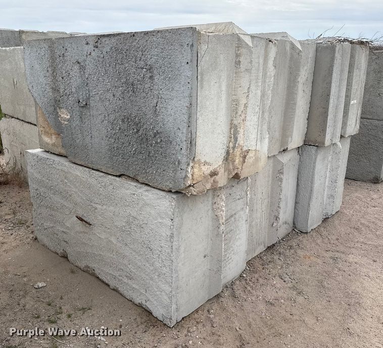 image for item EP0854 (6) concrete blocks