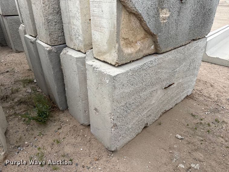 image for item EP0854 (6) concrete blocks