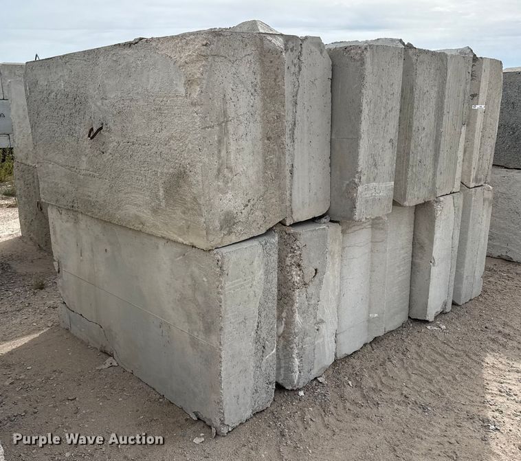 image for item EP0855 (6) concrete blocks