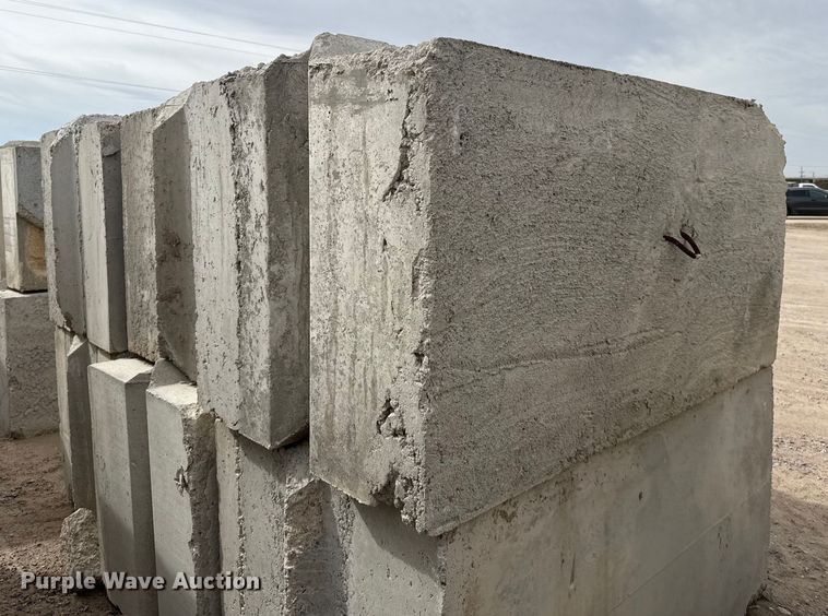 image for item EP0855 (6) concrete blocks