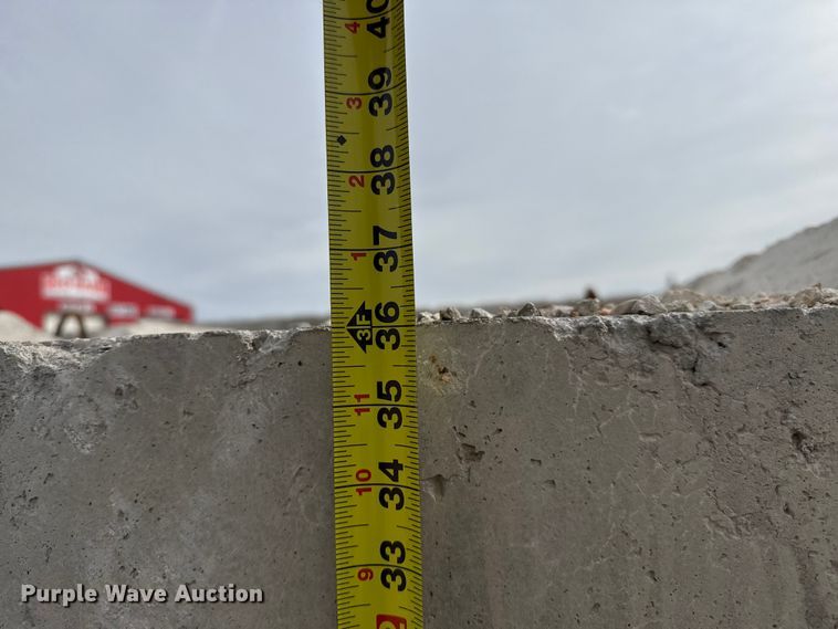 image for item EP0855 (6) concrete blocks