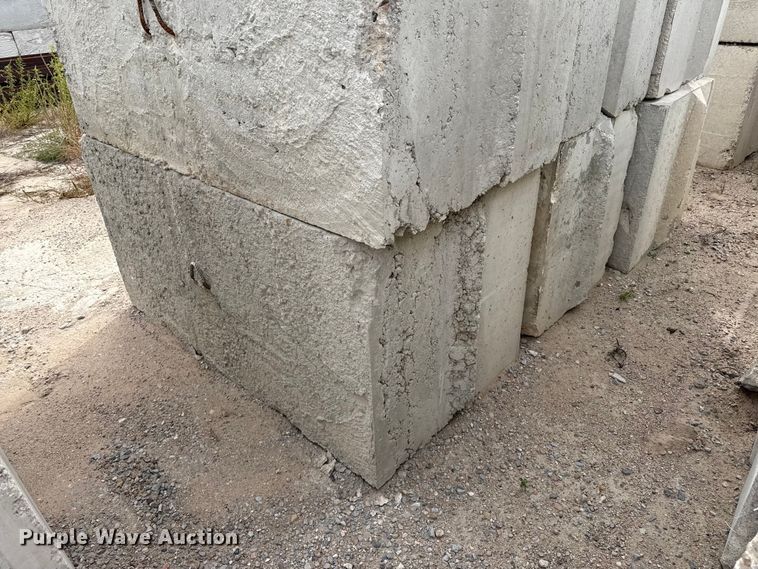 image for item EP0856 (6) concrete blocks
