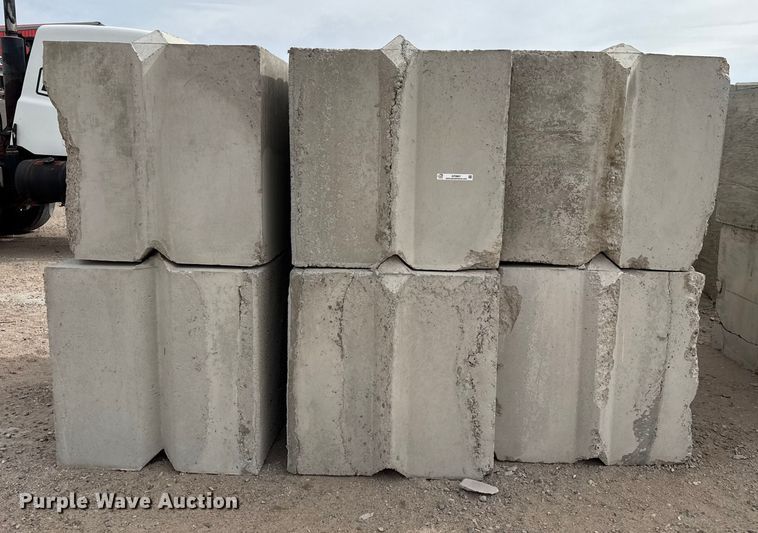 image for item EP0857 (6) concrete blocks