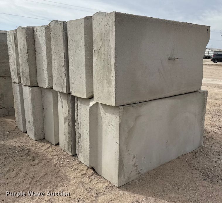 image for item EP0857 (6) concrete blocks