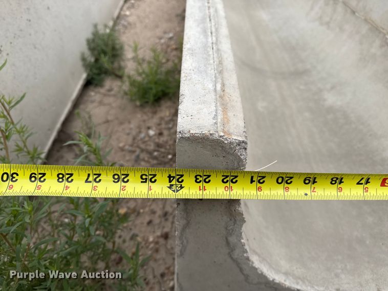 image for item EP0859 (3) concrete feed bunks