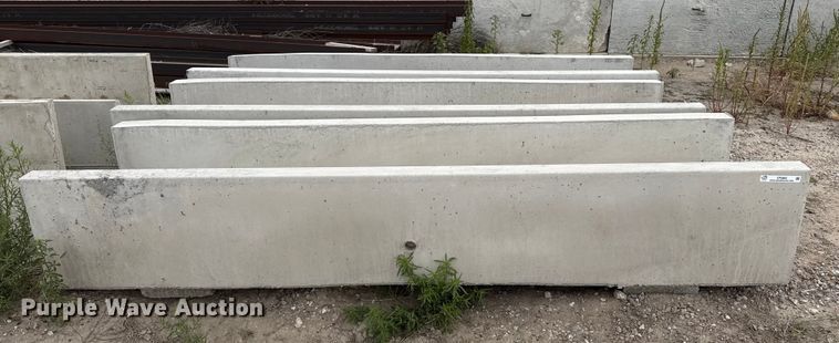 image for item EP0860 (3) concrete feed bunks