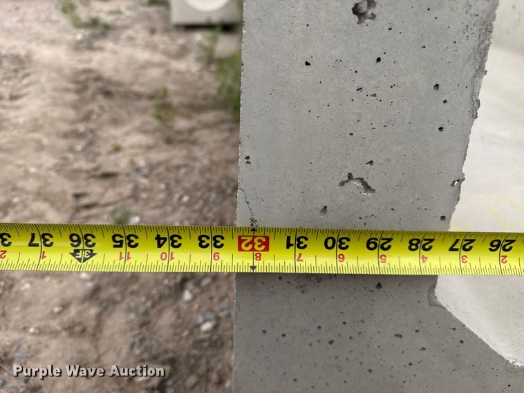 image for item EP0860 (3) concrete feed bunks