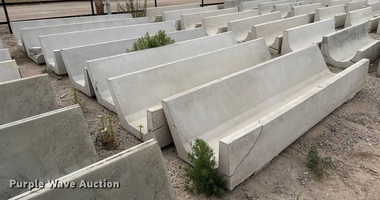 image for item EP0861 (7) concrete feed bunks