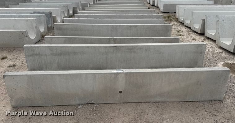 image for item EP0866 (11) concrete feed bunks