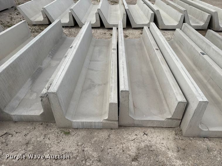 image for item EP0866 (11) concrete feed bunks