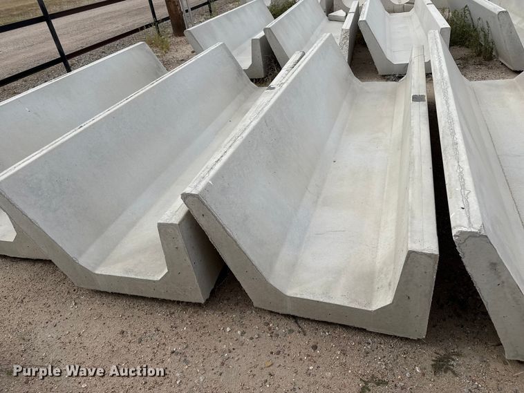 image for item EP0869 (11) concrete feed bunks